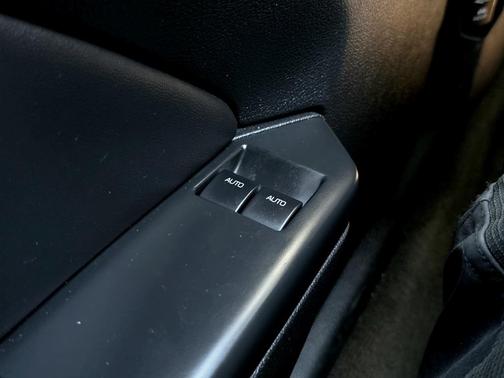 2013 Ford Mustang V6