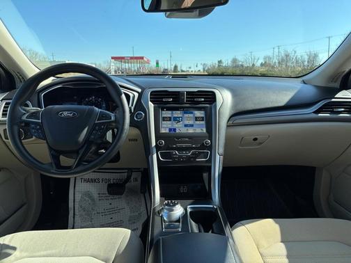 2019 Ford Fusion Hybrid SE