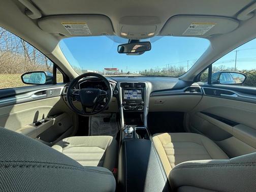 2019 Ford Fusion Hybrid SE