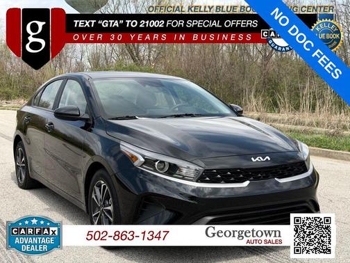 Aurora Black Pearl 2024 Kia Forte LXS