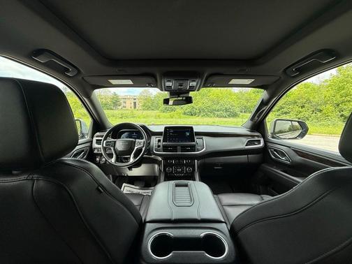 2023 Chevrolet Suburban Z71