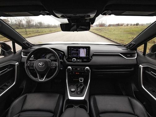 2020 Toyota RAV4 Hybrid XSE
