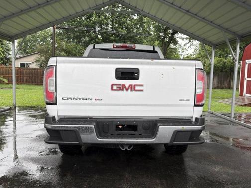 Summit White 2019 GMC Canyon SLE
