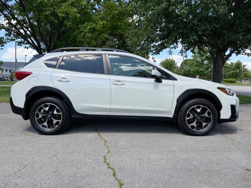 Crystal White Pearl 2020 Subaru Crosstrek Premium