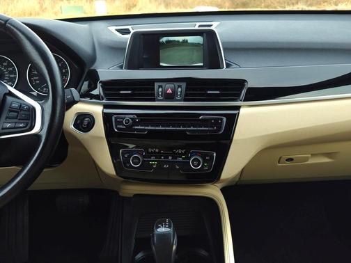 2018 BMW X1 xDrive28i