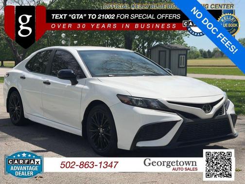 Super White 2021 Toyota Camry SE Nightshade