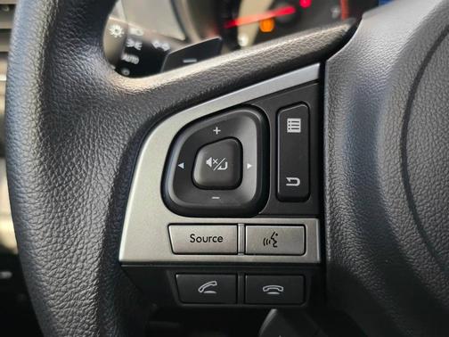 2017 Subaru Legacy 2.5i