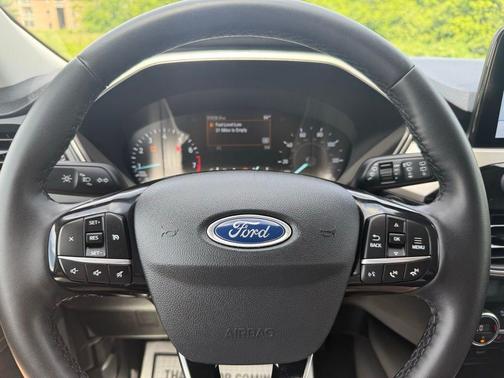 2021 Ford Escape SE
