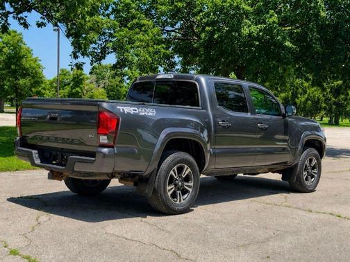 Magnetic Gray Metallic 2019 Toyota Tacoma TRD Sport