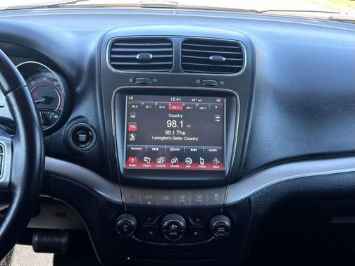 2020 Dodge Journey Crossroad