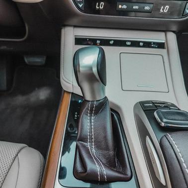 2017 Lexus ES 300h Base