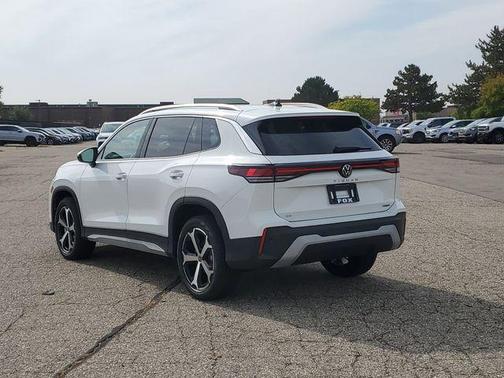 2025 Volkswagen Tiguan 2.0T SE 4MOTION