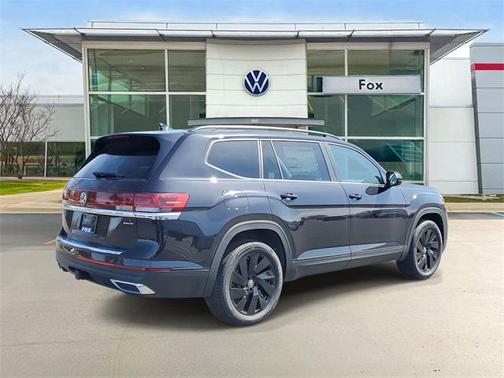 2025 Volkswagen Atlas 2.0T SE w/Technology 4MOTION