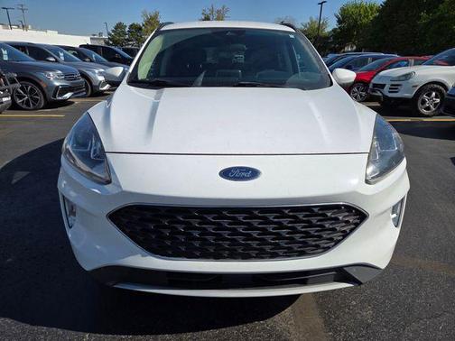 Oxford White 2020 Ford Escape SEL