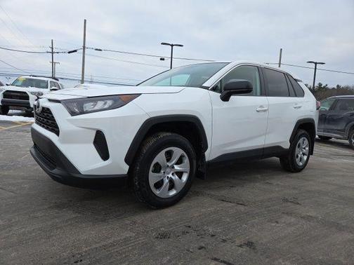 2022 Toyota RAV4 LE