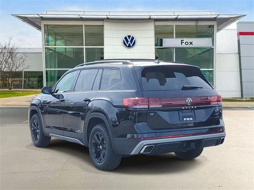 2025 Volkswagen Atlas 2.0T Peak Edition