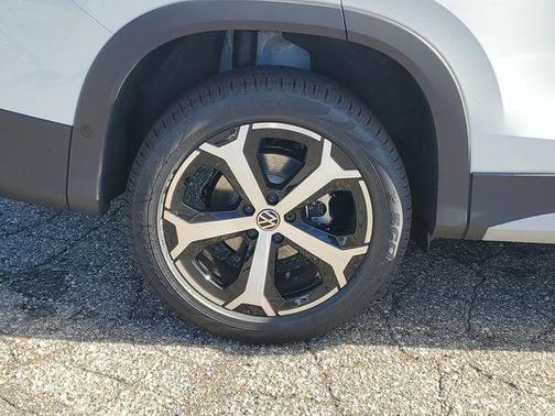 2026 Volkswagen Tiguan 2.0T SE 4MOTION