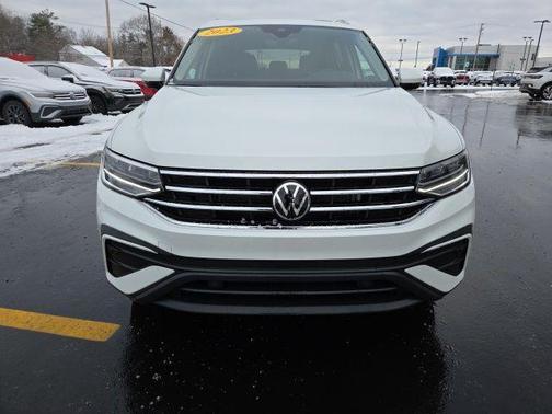 2023 Volkswagen Tiguan 2.0T SE