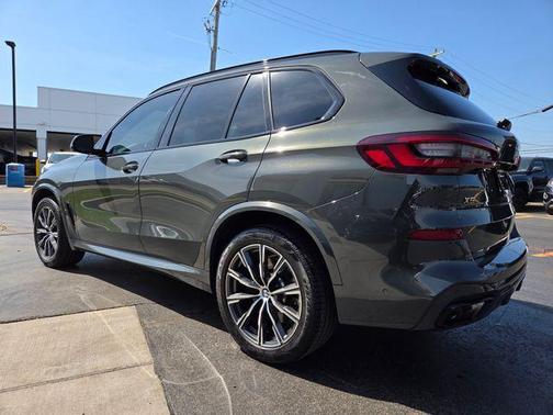 Dravit Grey Metallic 2022 BMW X5 M50i