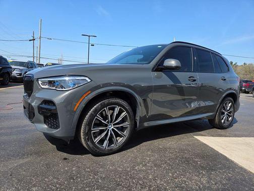 Dravit Grey Metallic 2022 BMW X5 M50i