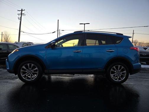 2017 Toyota RAV4 Hybrid Limited