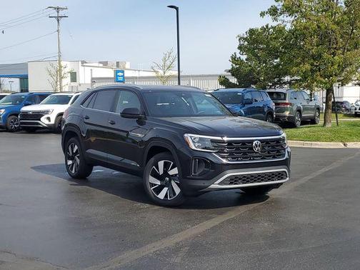 deep black pearl 2026 Volkswagen Atlas Cross Sport 2.0T SE w/Technology 4MOTION