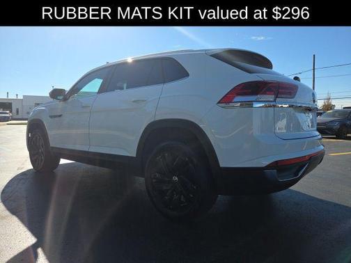 2023 Volkswagen Atlas Cross Sport 2.0T SE w/Technology 4MOTION