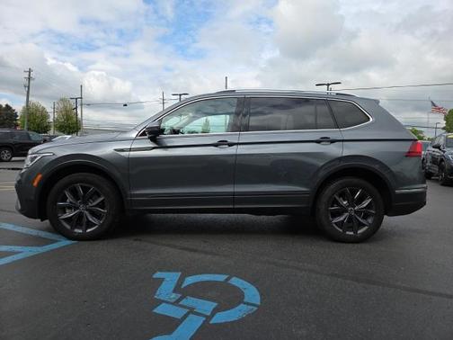 2022 Volkswagen Tiguan 2.0T SE 4MOTION
