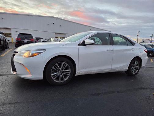 2015 Toyota Camry SE