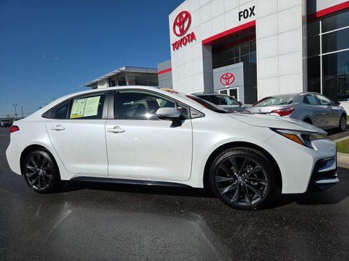 Wind Chill Pearl 2026 Toyota Corolla Hybrid SE