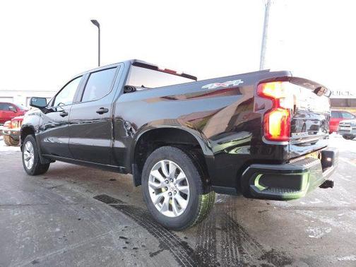 2021 Chevrolet Silverado 1500 Custom