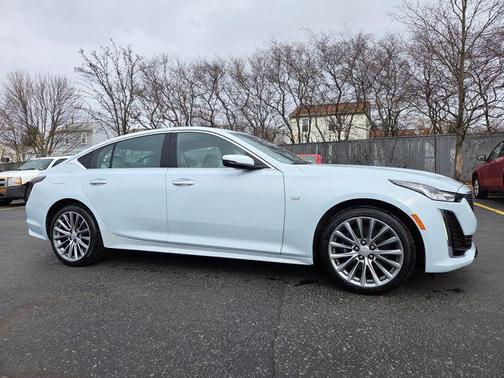 2022 Cadillac CT5 Premium Luxury