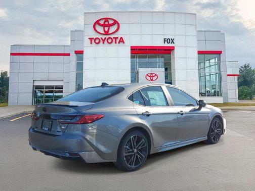 01l5 2026 Toyota Camry XSE
