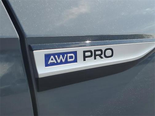 2025 Volkswagen ID.4 AWD Pro