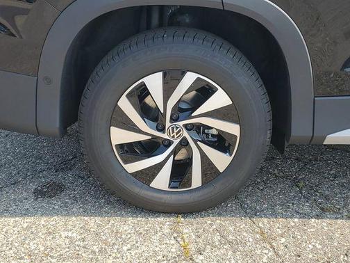 2025 Volkswagen Tiguan 2.0T S 4MOTION