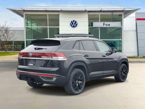 2026 Volkswagen Atlas Cross Sport 2.0T SE w/Technology 4MOTION