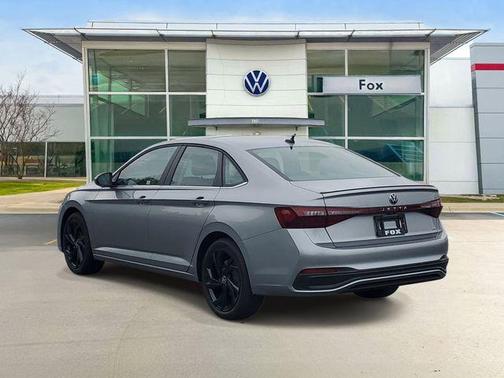 Pyrite Silver Metallic 2026 Volkswagen Jetta 1.4T SE