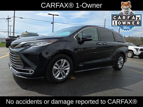 2021 Toyota Sienna Limited 7-Passenger