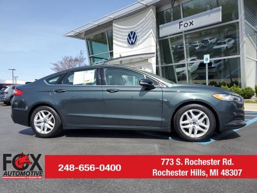 2016 Ford Fusion SE