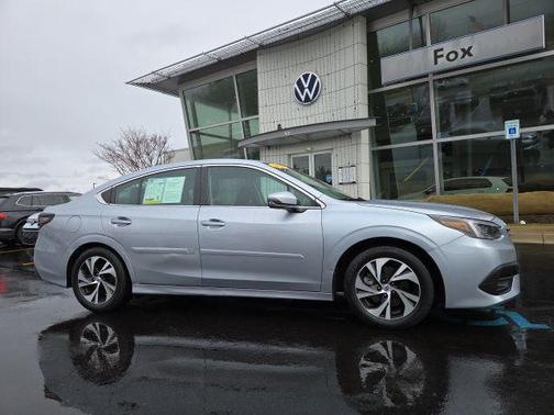 Ice Silver Metallic 2020 Subaru Legacy Premium