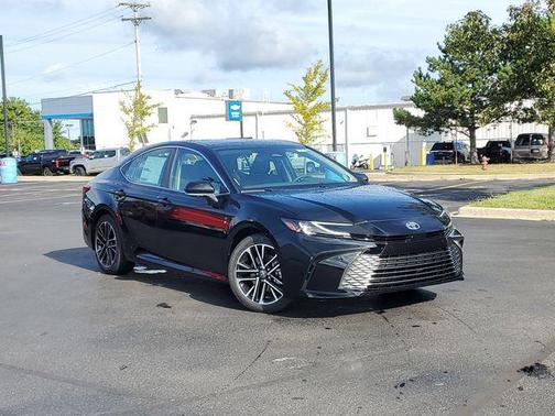 2025 Toyota Camry XLE