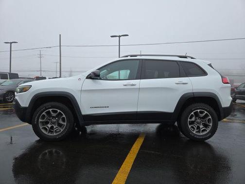 2020 Jeep Cherokee Trailhawk