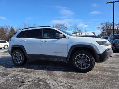 2020 Jeep Cherokee Trailhawk