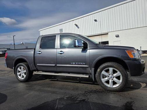 2012 Nissan Titan SL
