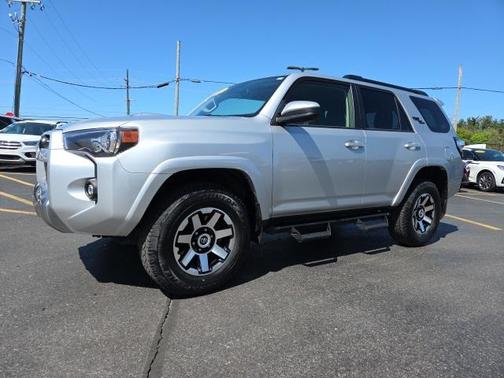 2023 Toyota 4Runner TRD Off Road