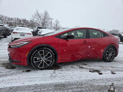 2024 Toyota Prius XLE