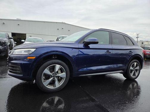 Navarra Blue Metallic 2020 Audi Q5 45 Premium