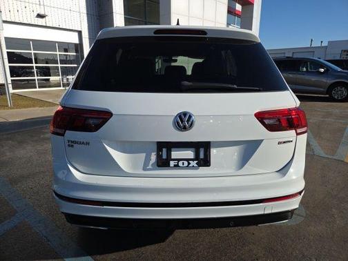 2020 Volkswagen Tiguan 2.0T SE R-Line Black 4MOTION