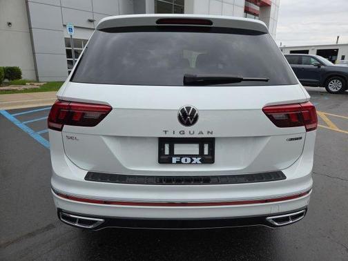 Opal White 2024 Volkswagen Tiguan 2.0T SEL R-Line 4MOTION