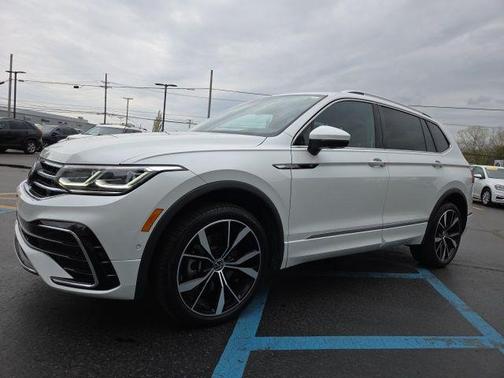 Opal White 2024 Volkswagen Tiguan 2.0T SEL R-Line 4MOTION